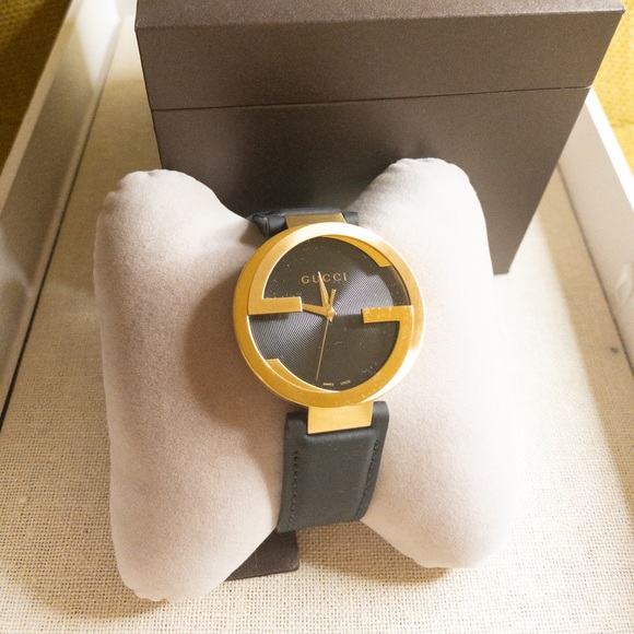 Gucci Watch (Authentic) - Picture 2 of 4